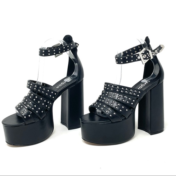 NWOT Lamoda Punk Lolita Black Studded Strap Platform Heeled Sandals Size 8 - Picture 5 of 7